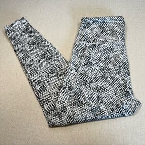 Balance Collection Women's Leggings White Tonal Snake Print Size Large